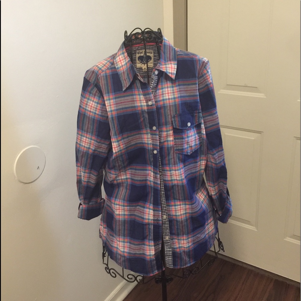 Medium plaid women’s button up